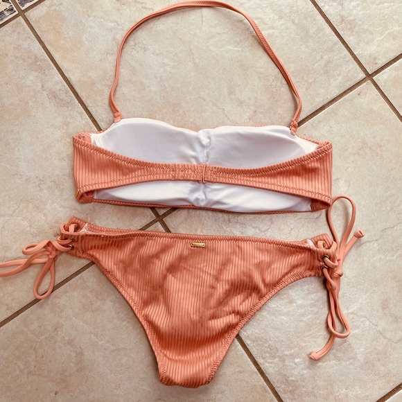 VS Pink multi-way bikini set - Picture 2 of 4